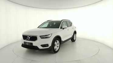 VOLVO XC40 - XC40 2.0 d3 Momentum awd geartronic