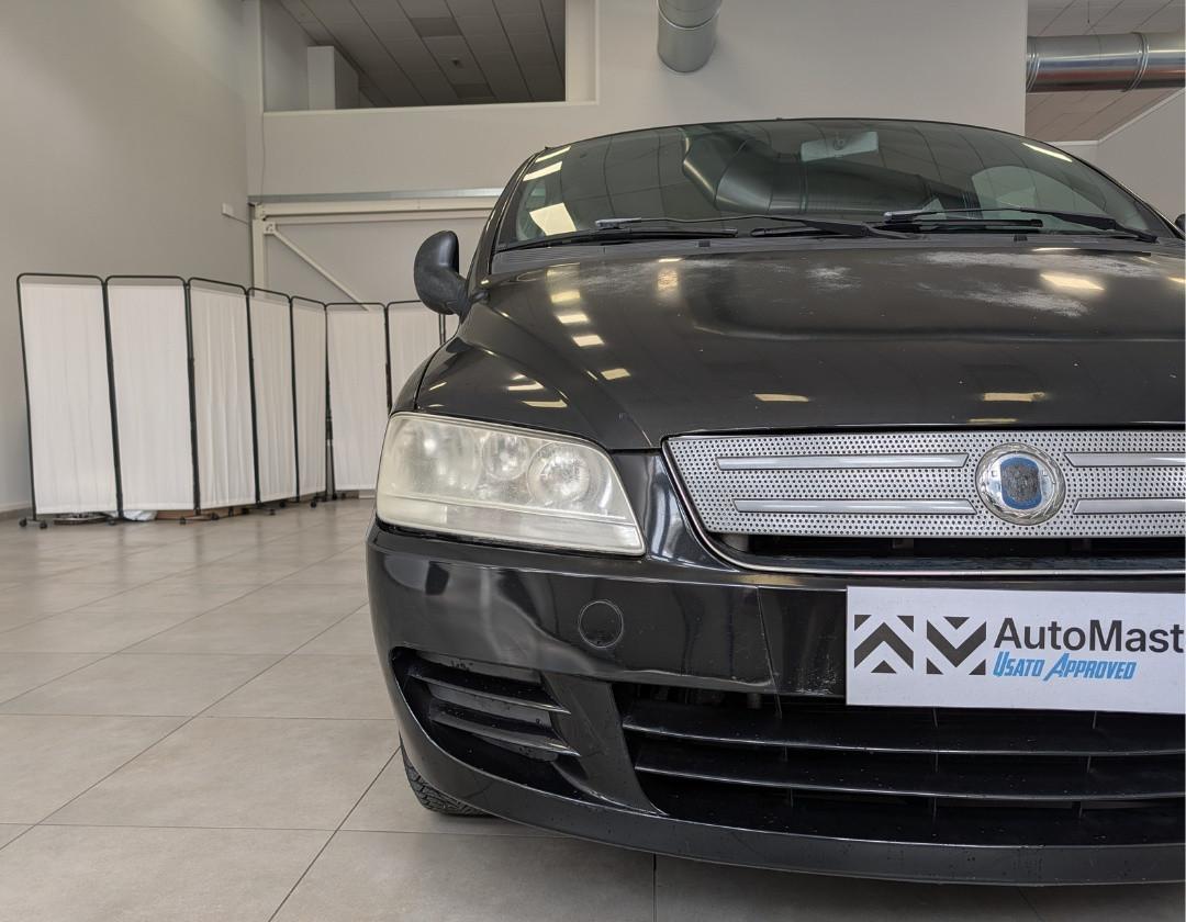 FIAT Multipla 2ª serie - Multipla 1.6 16V Natural Power Active
