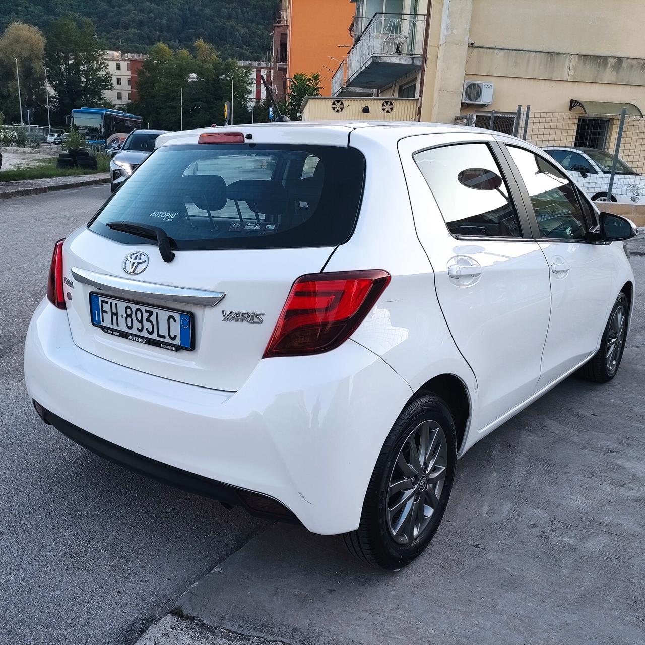 Toyota Yaris Lounge 1.0 68cv GPL