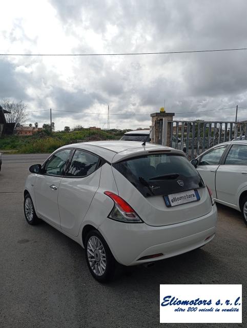 LANCIA - Ypsilon - 1.2 69 CV 5p. GPL Ecochic Silver