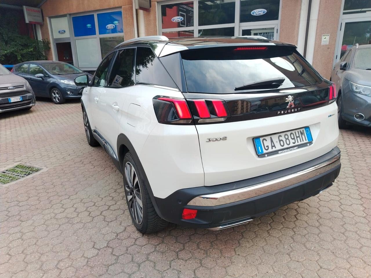 Peugeot 3008 Hybrid 225 e-EAT8 Allure