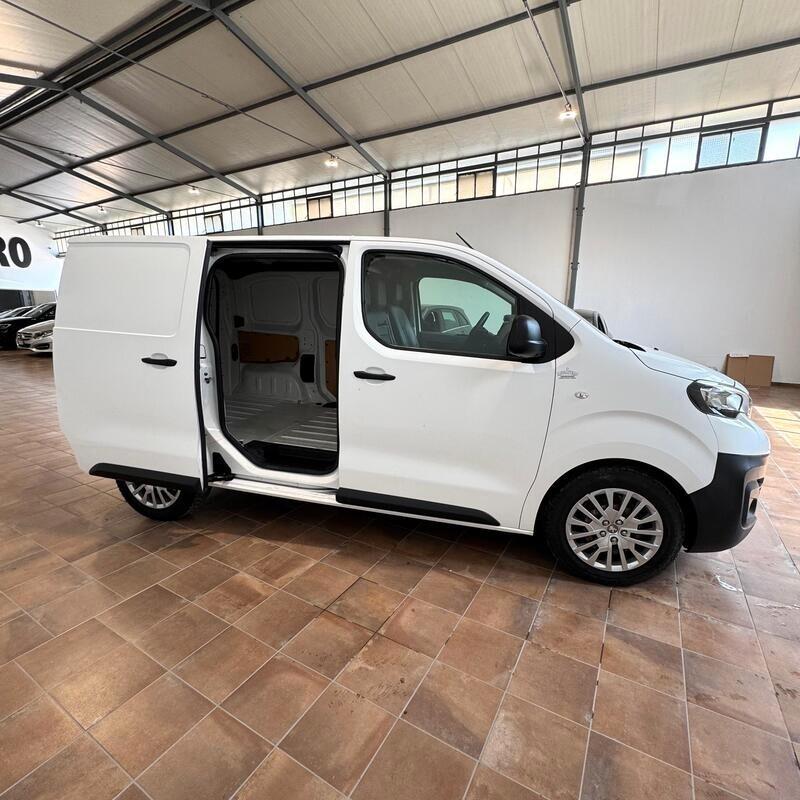 PEUGEOT EXPERT 2.0hdi 120cv COMPACT FURGONE
