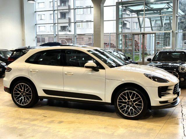 PORSCHE Macan 2.0 PDK - 21" - Tetto - Scarichi - PASM - ACC