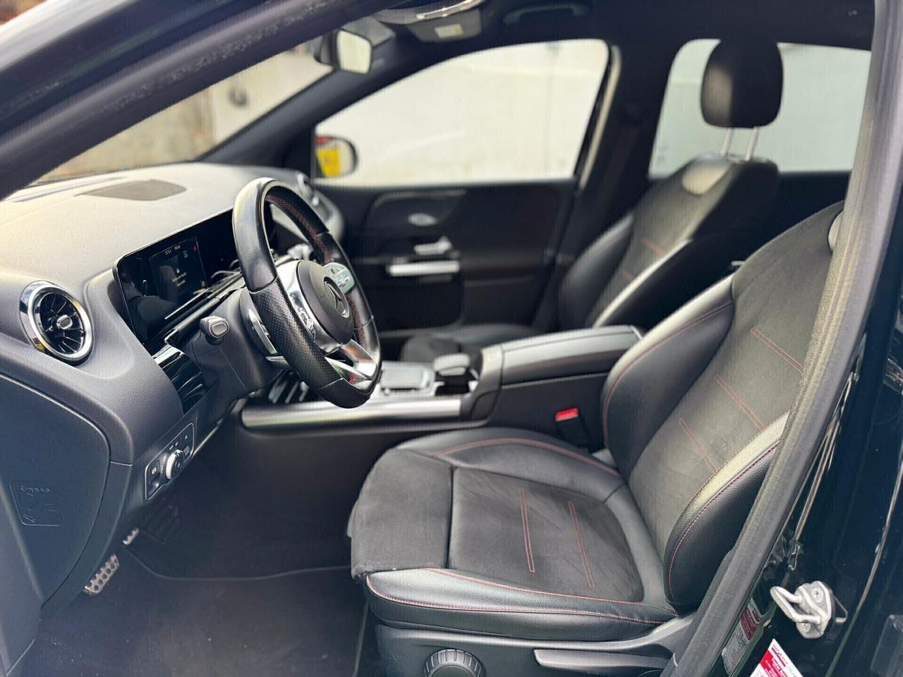 Mercedes-benz B 180d Premium AMG anno10/2020 Permute Finanziamenti garanzia