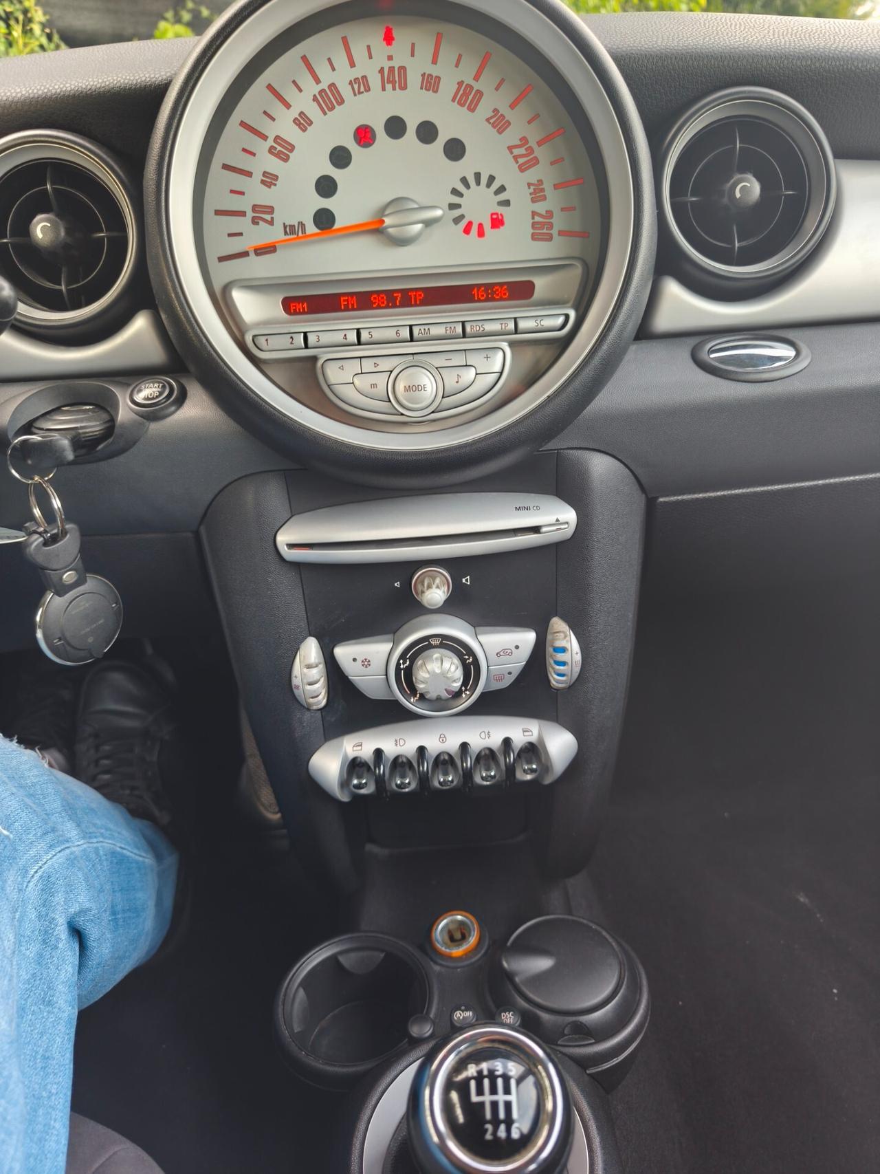 Mini 1.4 neopatentati ottime condizioni garanzia