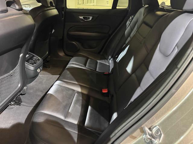 VOLVO V60 D3 Geartronic R-design