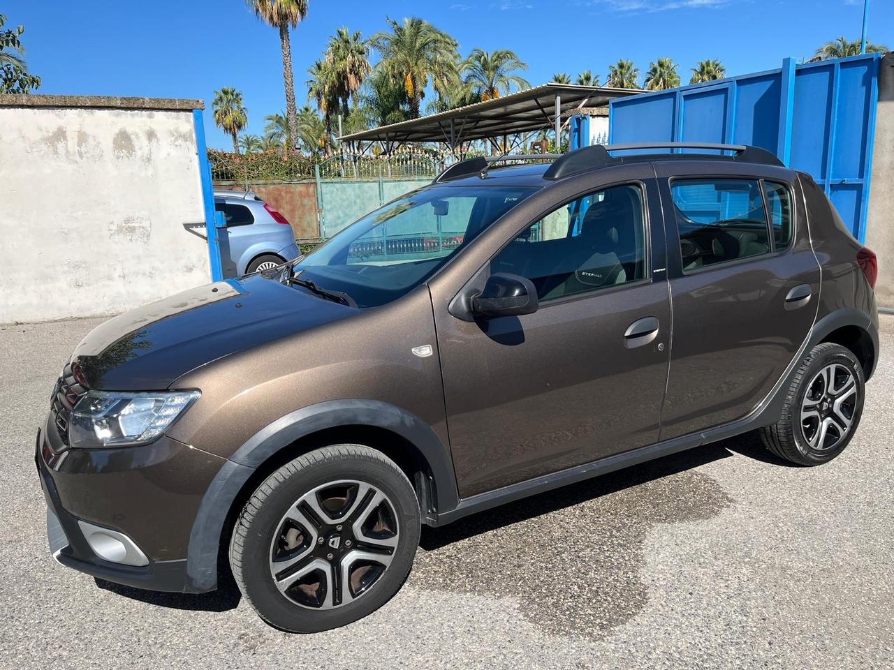 Dacia sandero StepWay-900 tce/gpl-2018
