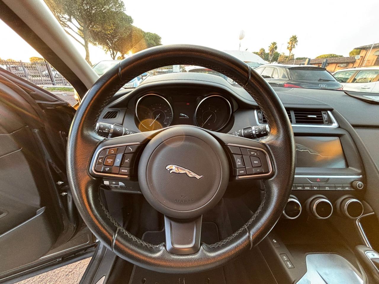 Jaguar E-Pace 2.0D 150 CV AWD aut. R-Dynamic S