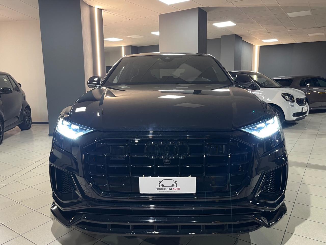 Audi Q8 45 TDI quattro S-Line Matrix/Tetto iva ESPOSTA!!