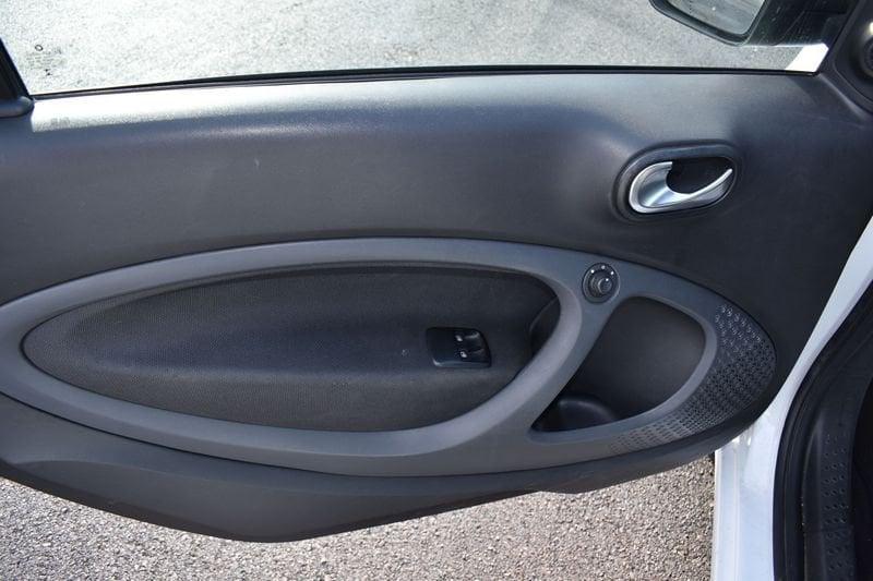 smart fortwo fortwo 90 0.9 Turbo twinamic Passion