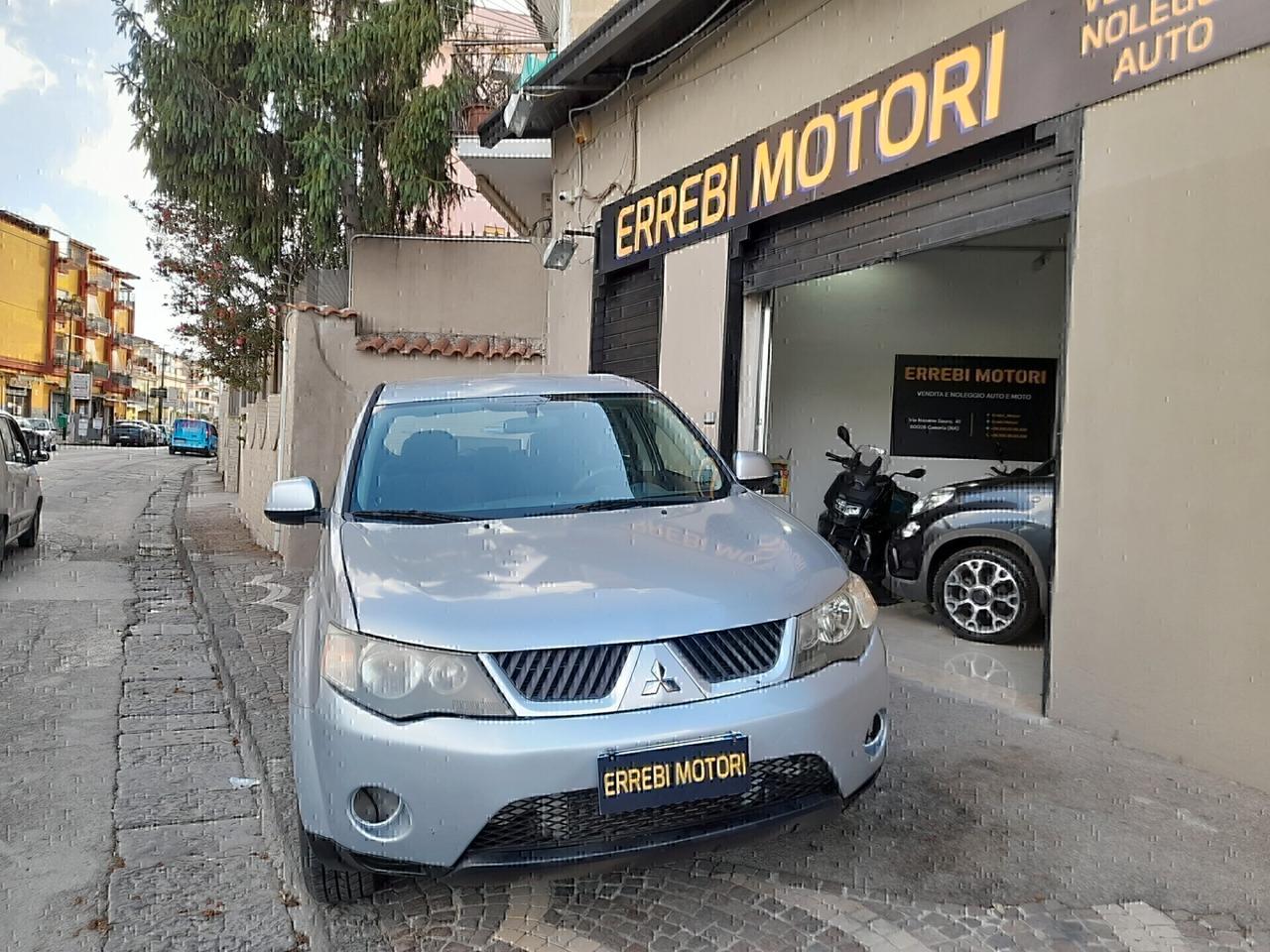 Mitsubishi Outlander 2.0 4X4