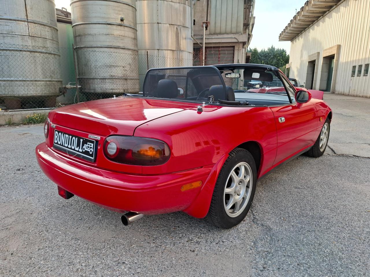 Mazda MX-5 1.8i 16V cat