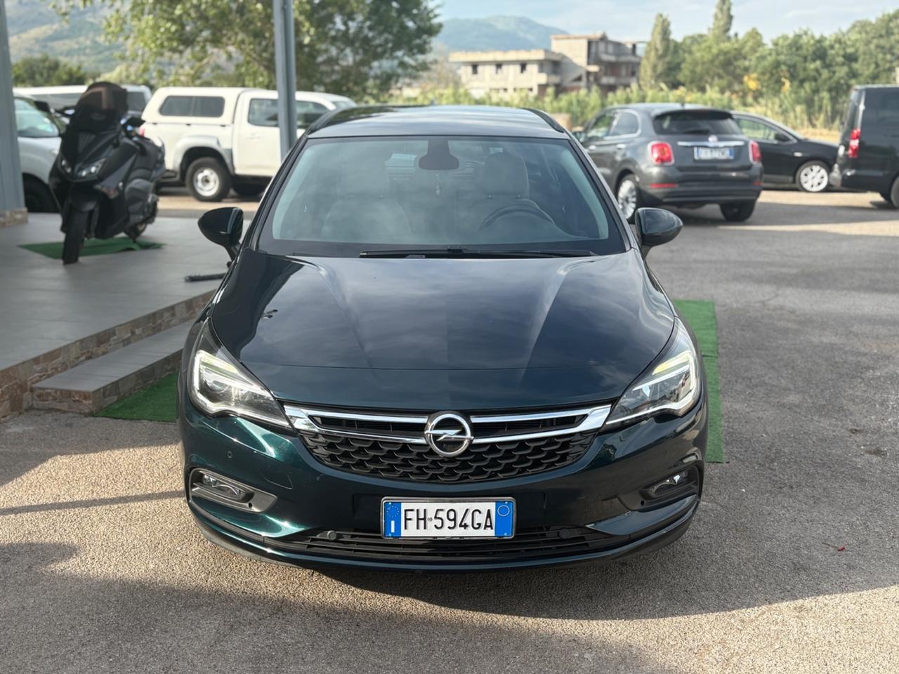 Opel Astra 1.6 CDTi 136CV AUTOMATICA GARANZIA