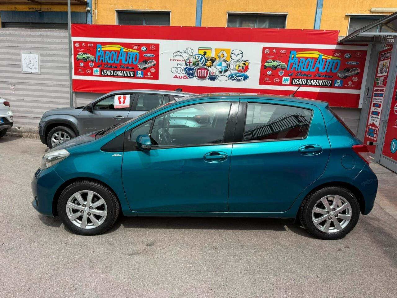 Toyota Yaris 1.0 69cv Lounge - 2012