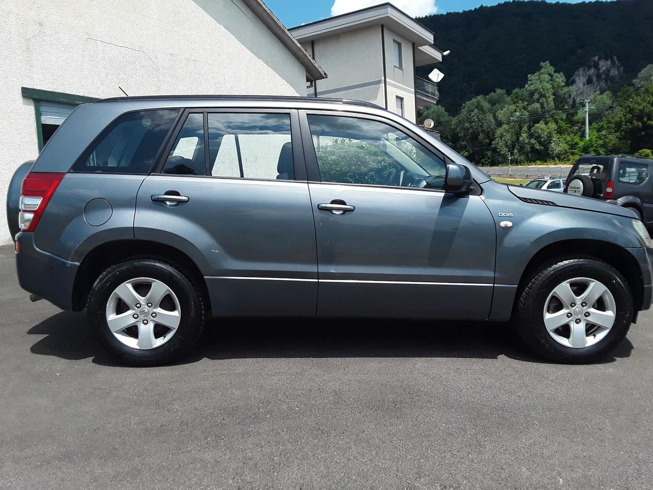 Suzuki Grand Vitara 1.9 DDiS 5 porte Executive 2008