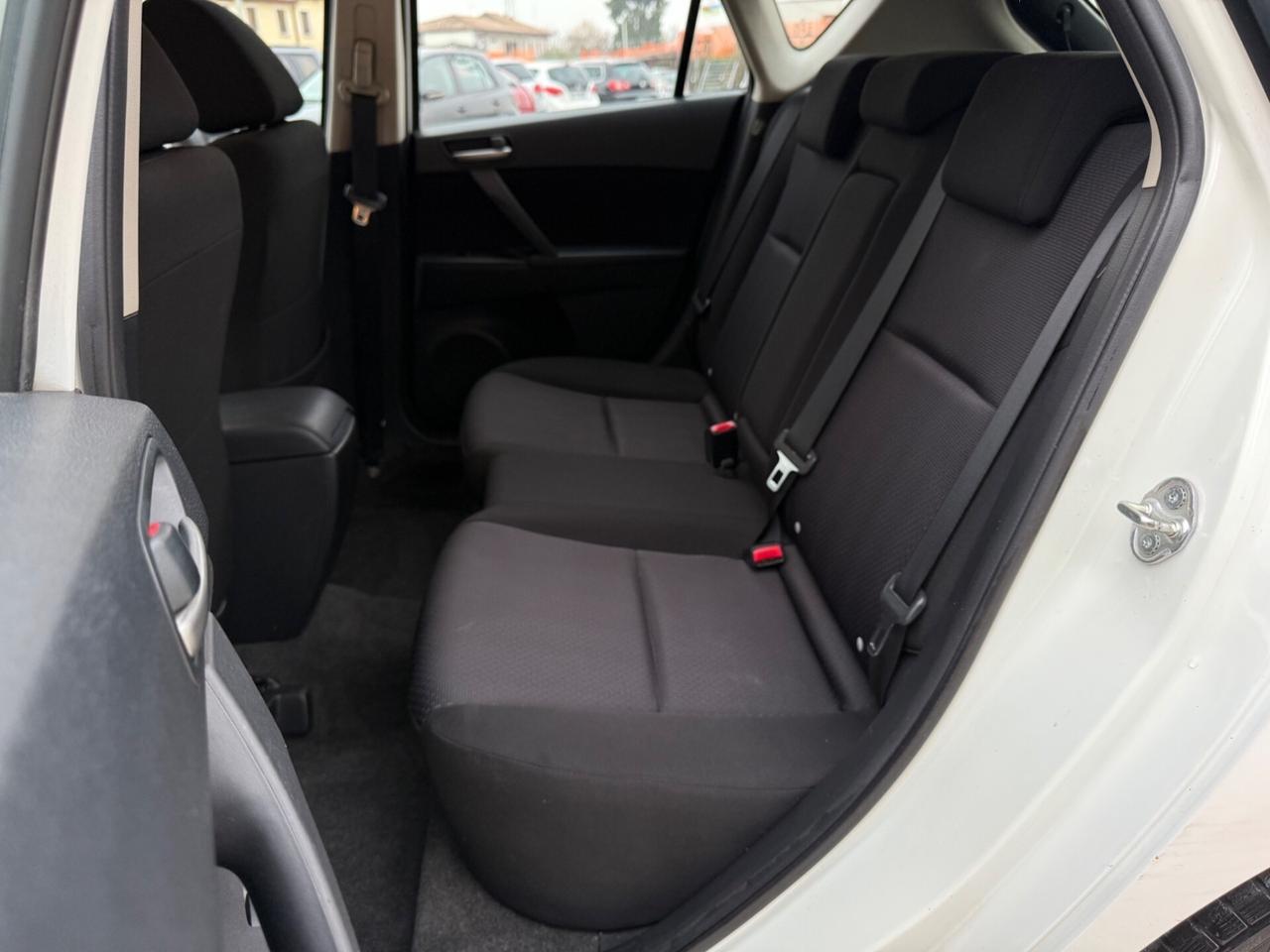 Mazda 3 1.6 MZ-CD 109 CV 5p. Advanced Unico Top