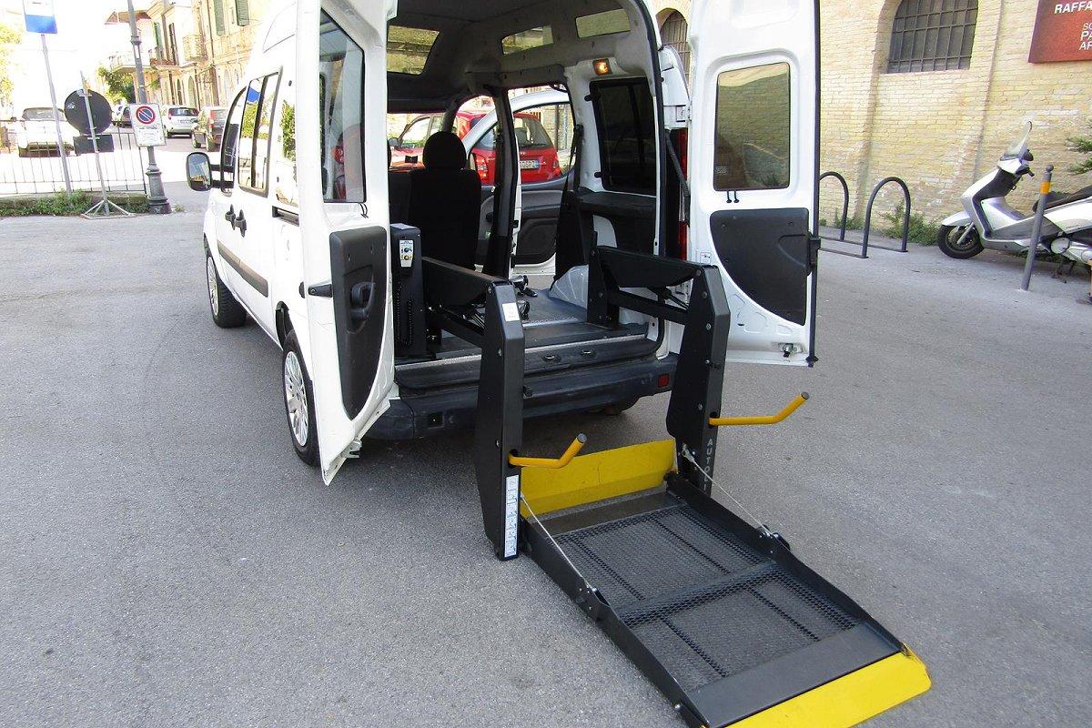 FIAT Doblò 1.9 MJT 120 CV Active