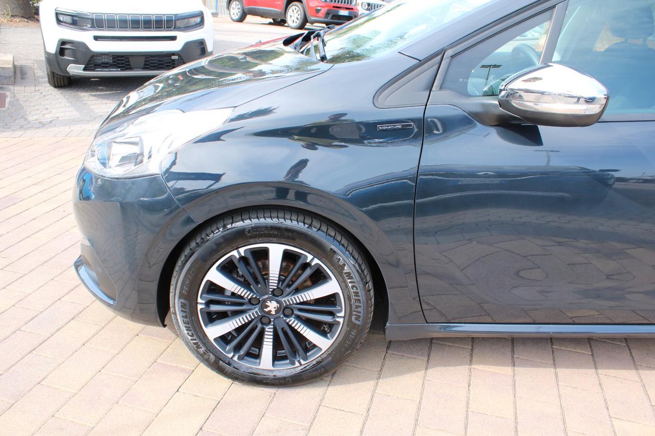 Peugeot 208 PureTech 82 Stop&Start 5 porte Signature