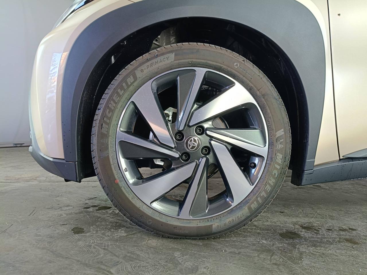 TOYOTA Aygo X 1.0B LOUNGE MT - MY24