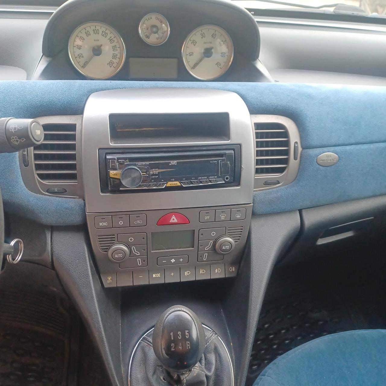 ECONOMICA 1.3 MJTD LANCIA YPSILON PER NEOPATENTTI
