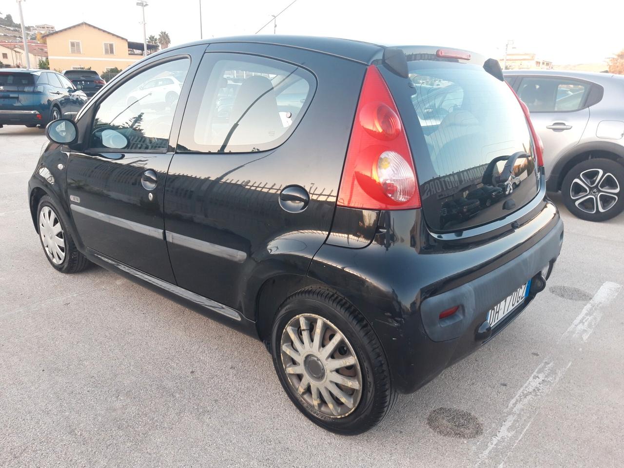 Peugeot 107 1.0 68CV 5p. Plaisir