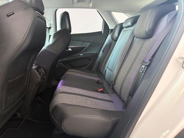 PEUGEOT 3008 PureTech Turbo 130 S&S Allure