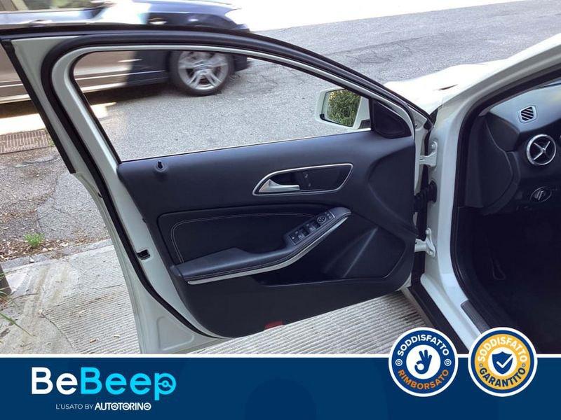 Mercedes-Benz GLA 220 D SPORT 4MATIC 177CV AUTO