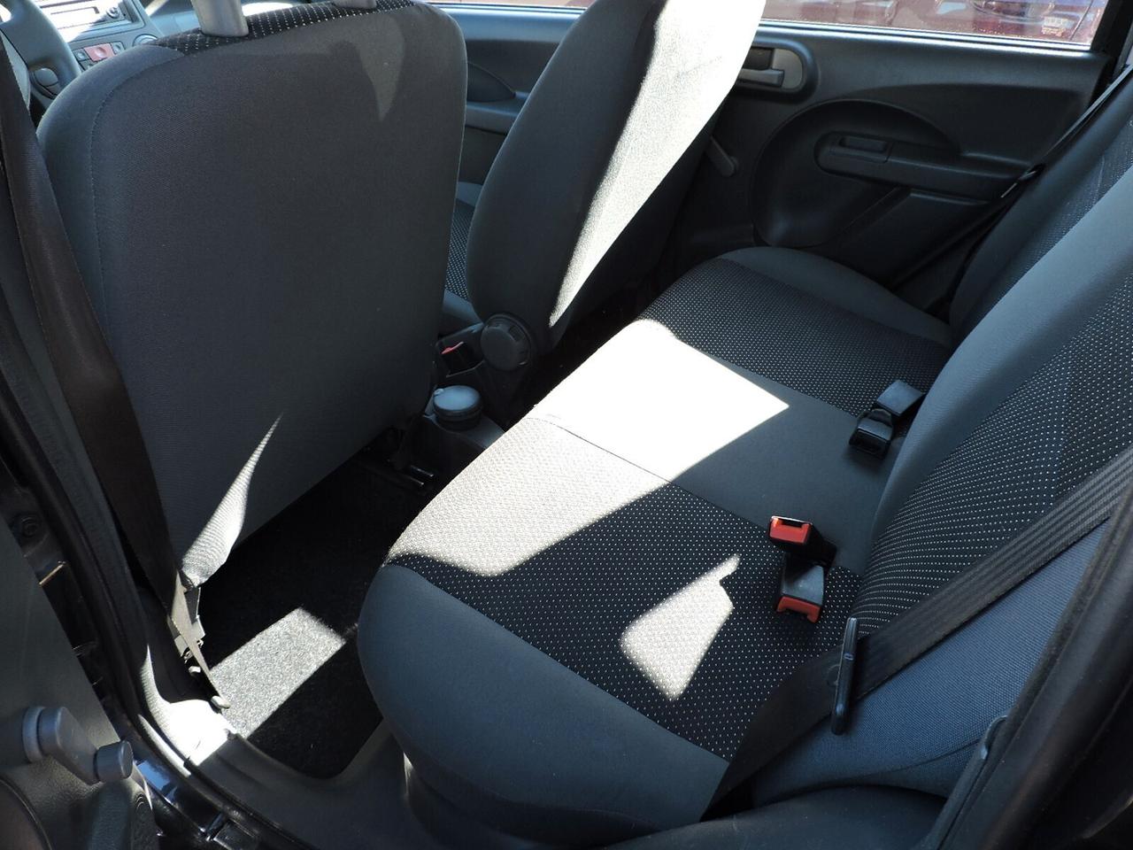 Fiat Panda 1.1 Active con clima e idroguida