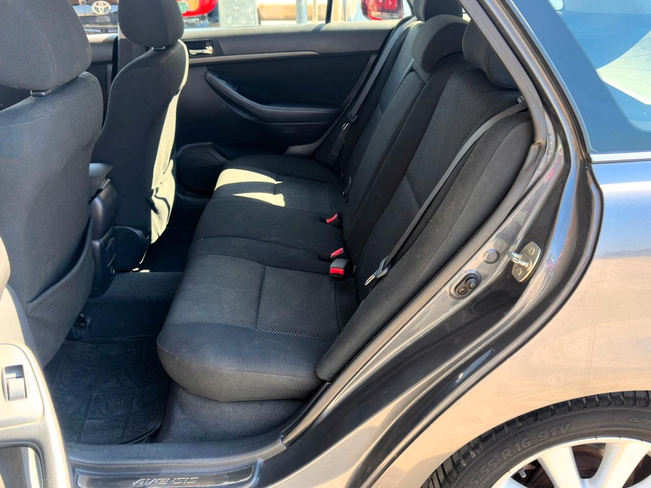 Toyota Avensis 2.0 D-4D 16V Station Wagon