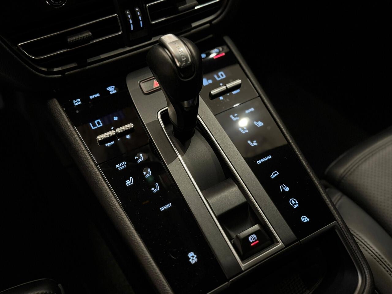 Porsche Macan 2.0 Rent to buy