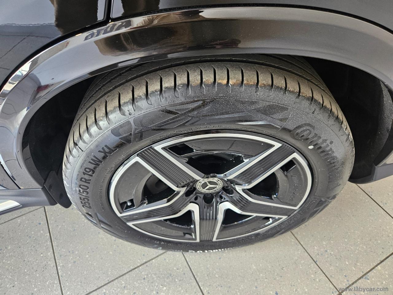 MERCEDES-BENZ GLC 220 d 4Matic Coupé AMG Line PREMIUM Plus