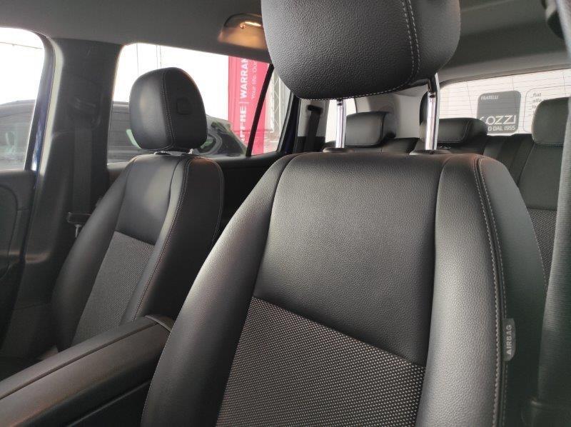 Mercedes-Benz GLB (X247) - GLB 180 d Automatic Business