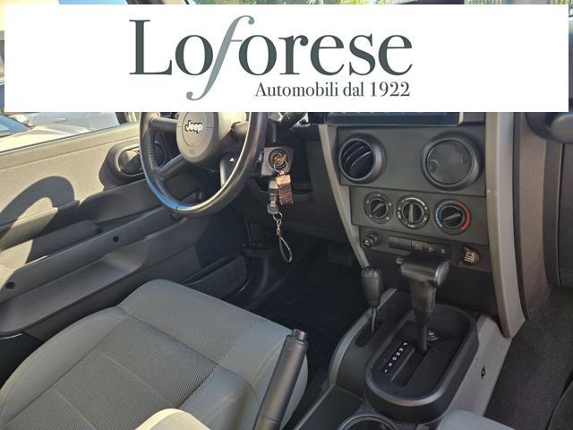 JEEP Wrangler 3.8 Sahara Auto