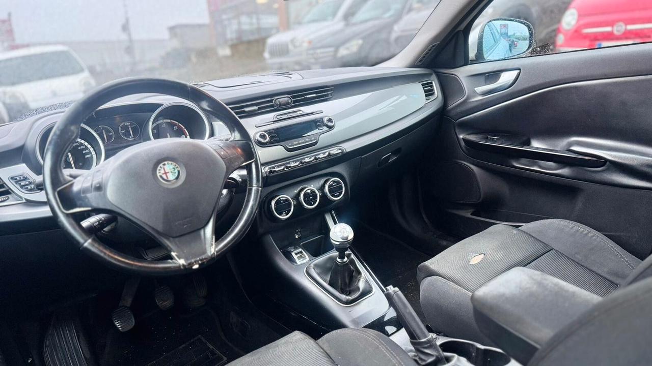 Alfa Romeo Giulietta 2.0 JTDm 2011