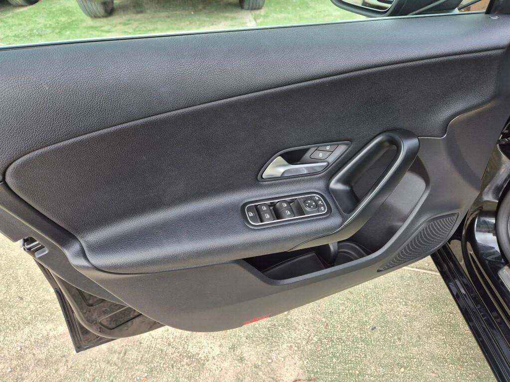 Mercedes A 180 d Automatic 116cv