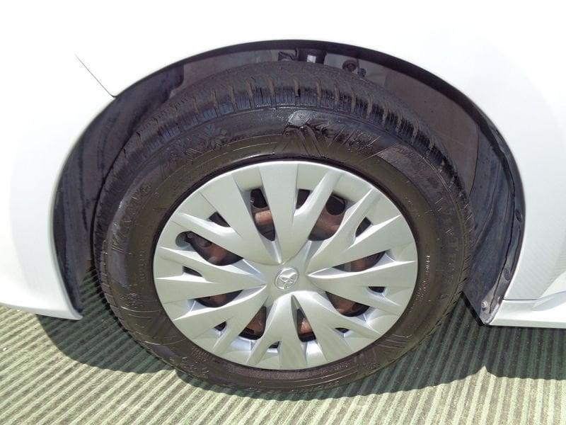 Toyota Yaris Yaris 1.5h Business