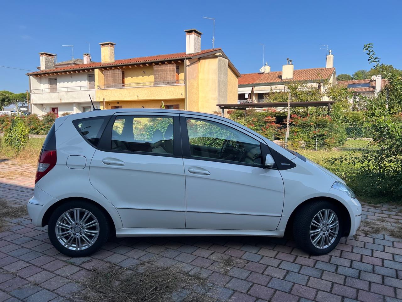 Mercedes-benz A 160 BlueEFFICIENCY Style benzina