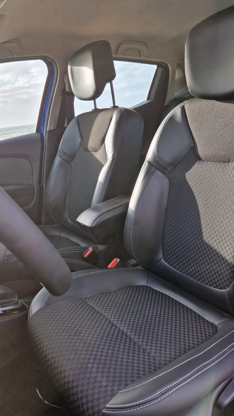 Renault Clio dCi 8V 90 CV EDC 5 porte Moschino Intens