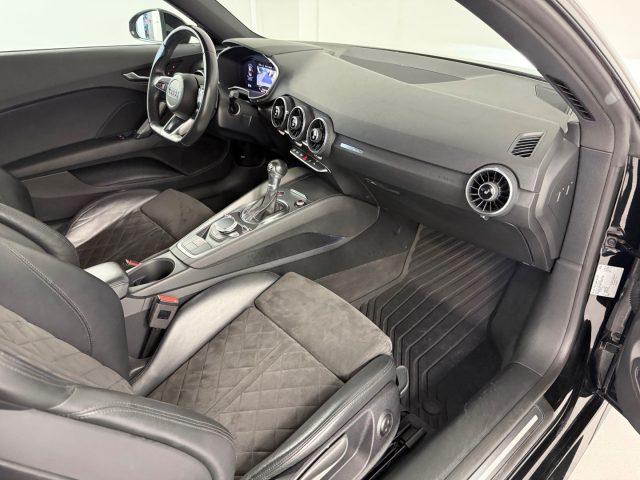 AUDI TT Coupé 40 TFSI S tronic