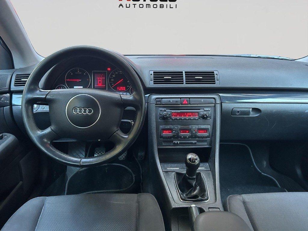 AUDI A4 2ª serie A4 1.9 TDI/130 CV cat Avant