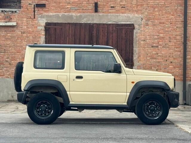 Suzuki Jimny 1.5 5MT Top (AUTOCARRO N1)