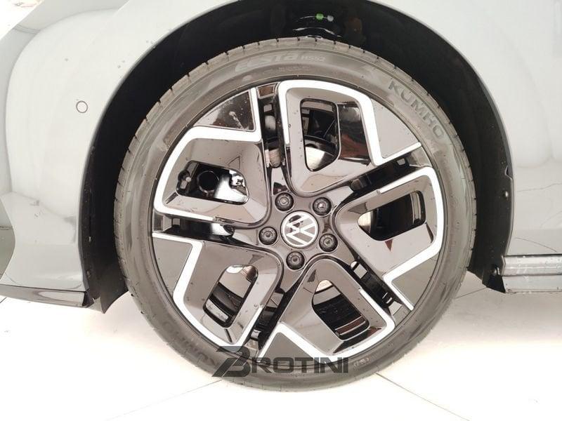 Volkswagen Golf 1.5 eTSI ACT R-Line Plus DSG