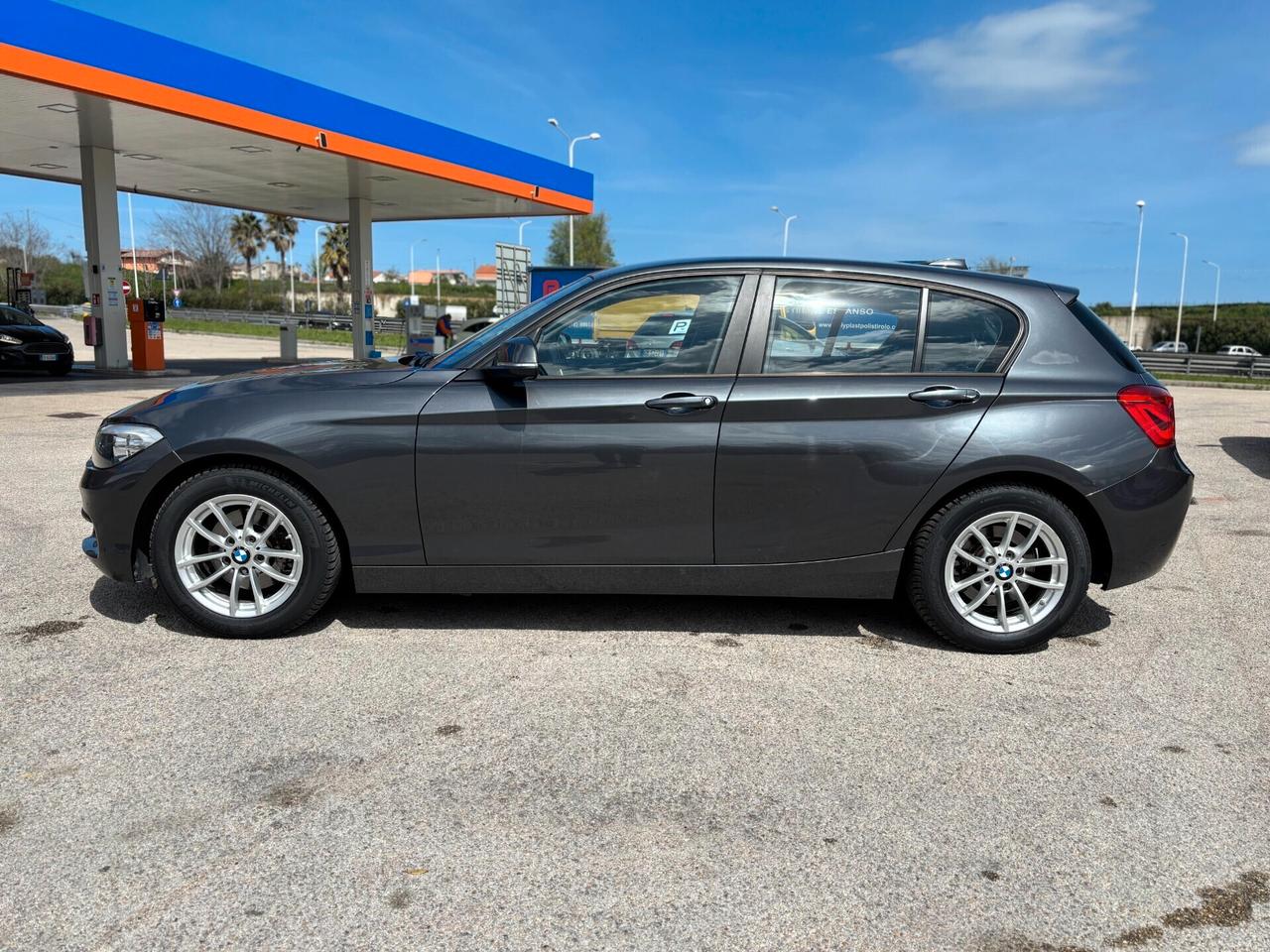 Bmw 120 120d 5p. Urban
