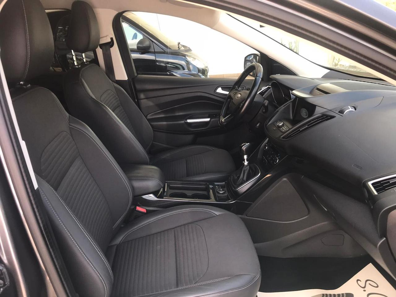 Ford Kuga 1.5 TDCI 120 CV S&S 2WD Titanium