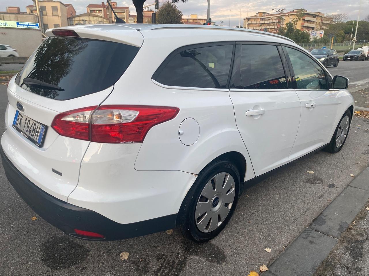 Ford Focus 1.6 TDCi 95 CV SW Titanium OK PER NEOPATENTATI