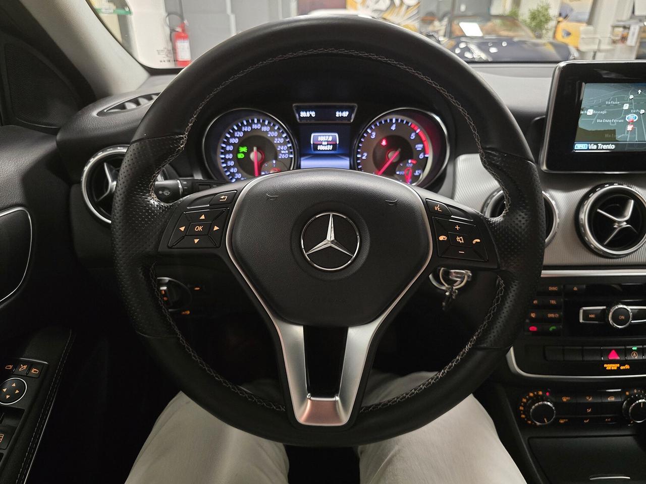 Mercedes-benz GLA 180 GLA-X156 D (cdi) SPORT_GARANZIA 12 MESI_SERVICE+FATTURE MERCEDES UFFICIALI_CINGHIA DISTRIBUZIONE SOS