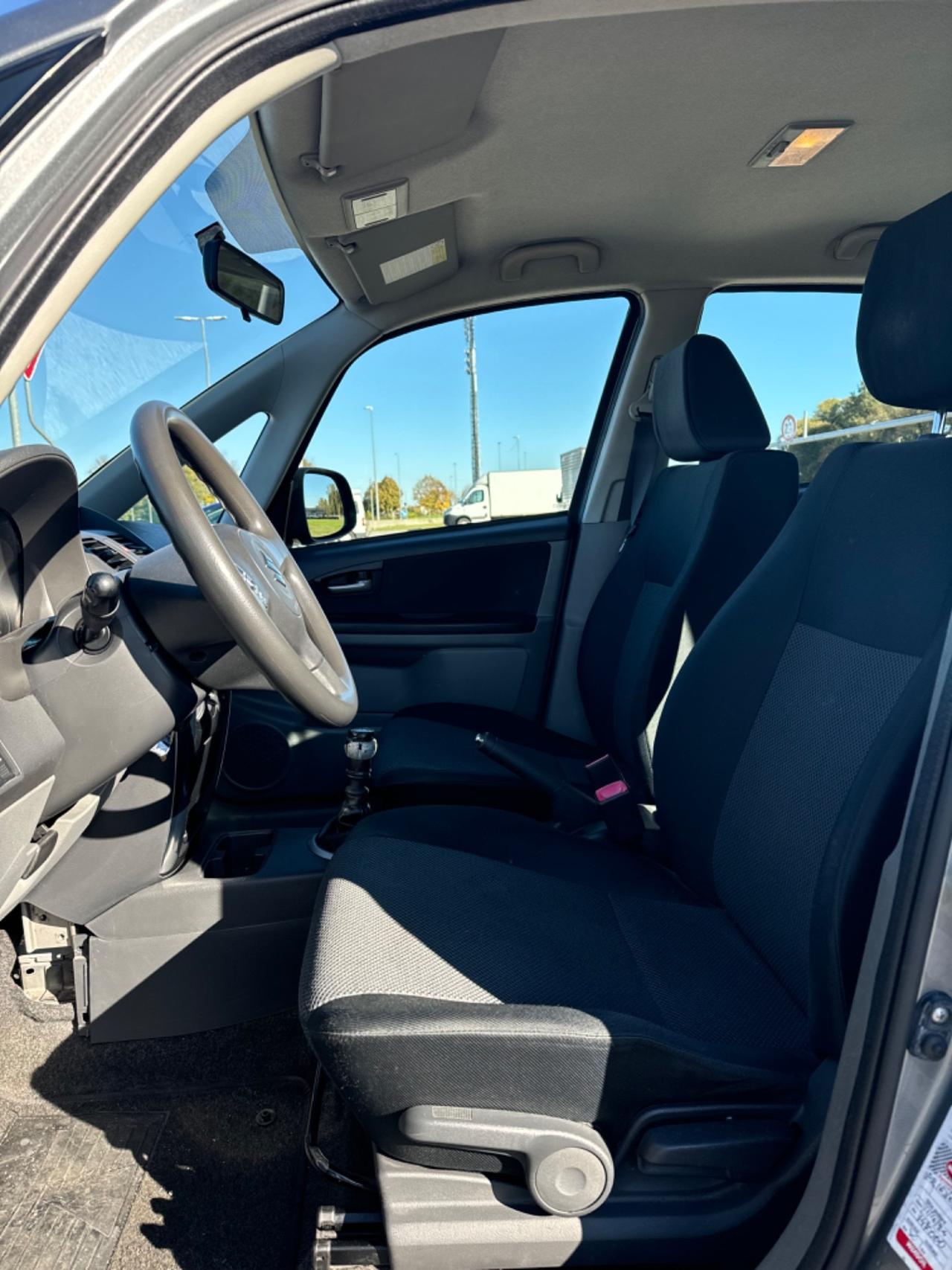 Suzuki SX4 1.6 DDiS 16V Urban Line