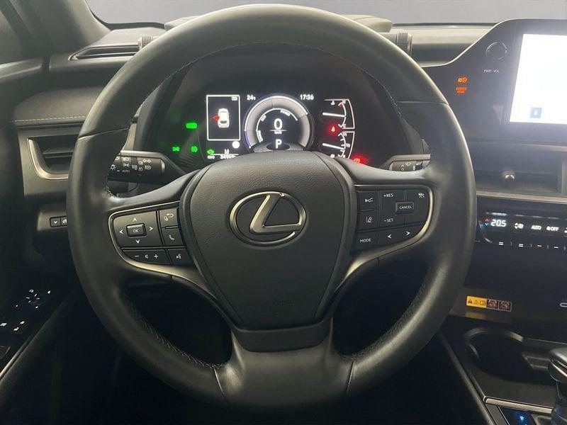 Lexus UX UX 300h 2.0 Urban 2wd cvt
