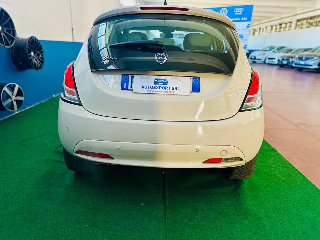 Lancia Ypsilon 1.2 69 CV/2017/ok neopatentati