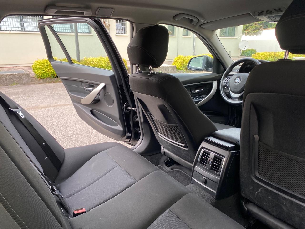 Bmw 316 316D Touring Luxury